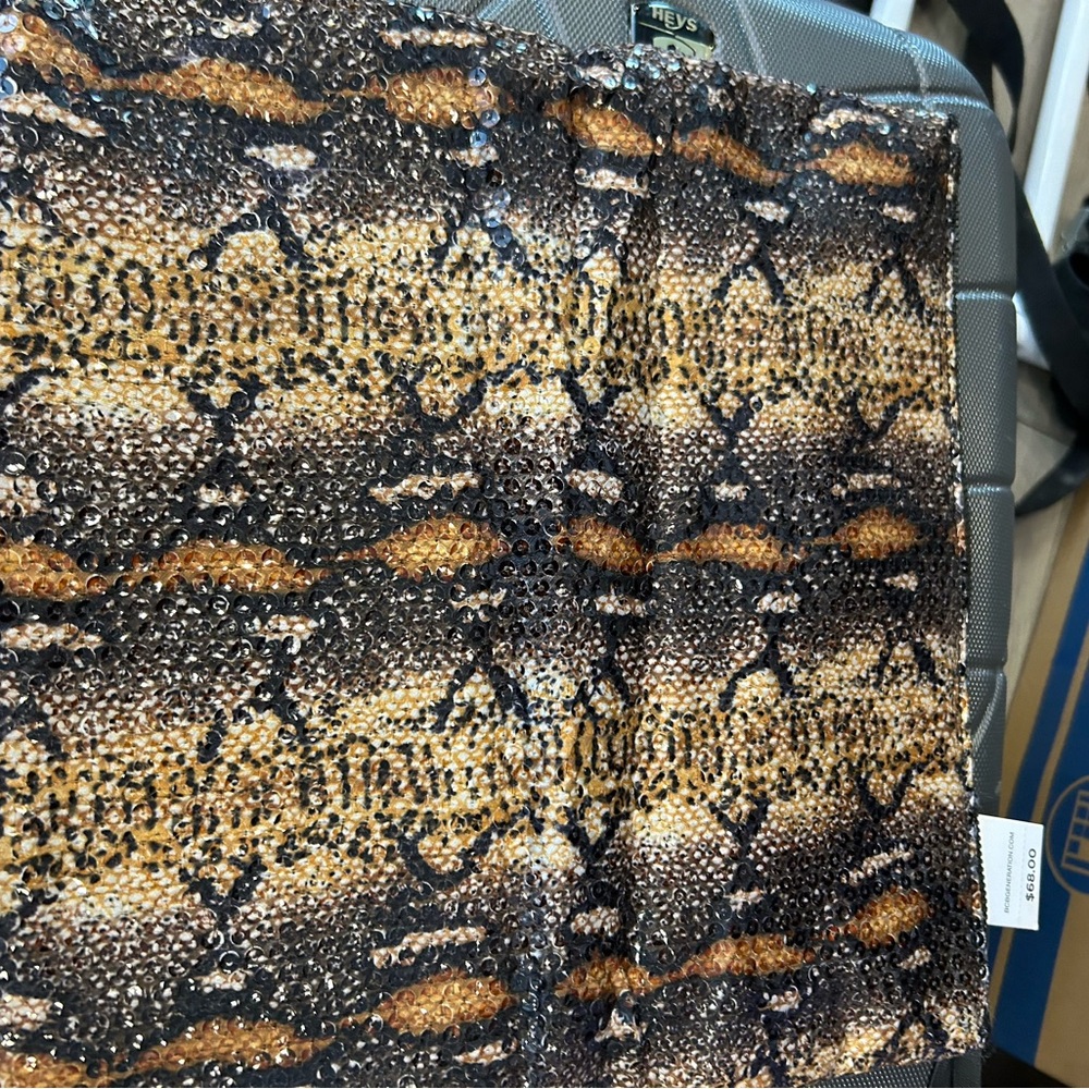 BCBG Snake Pattern Reptile Habitat Decor - Brown and Tan